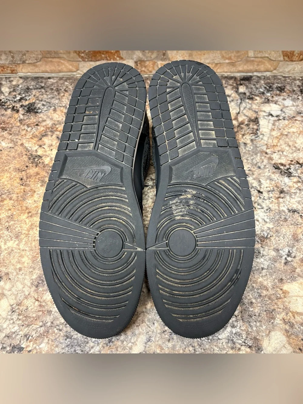 Air Jordan 1 Low SE 'Black Elephant' FB9907-001 Size 13